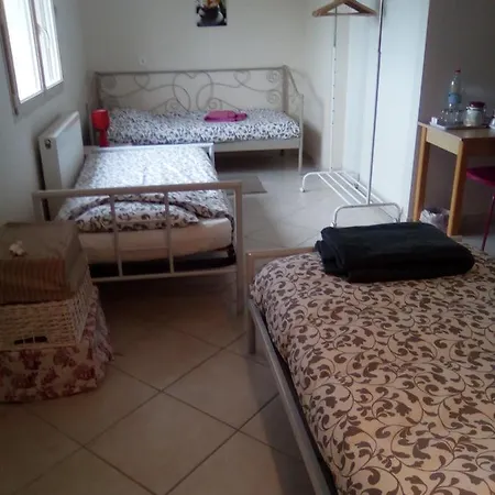Meuble Spacieux De 1 A 5 Personnes Linge De Maison Et Menage En Fin De Sejour Compris Lejlighed *